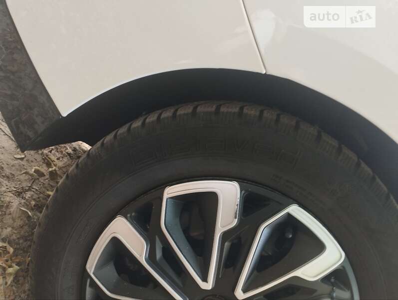 Хэтчбек Chevrolet Volt 2015 в Черкассах фото 28 Хэтчбек Chevrolet Volt 2015 в Черкассах