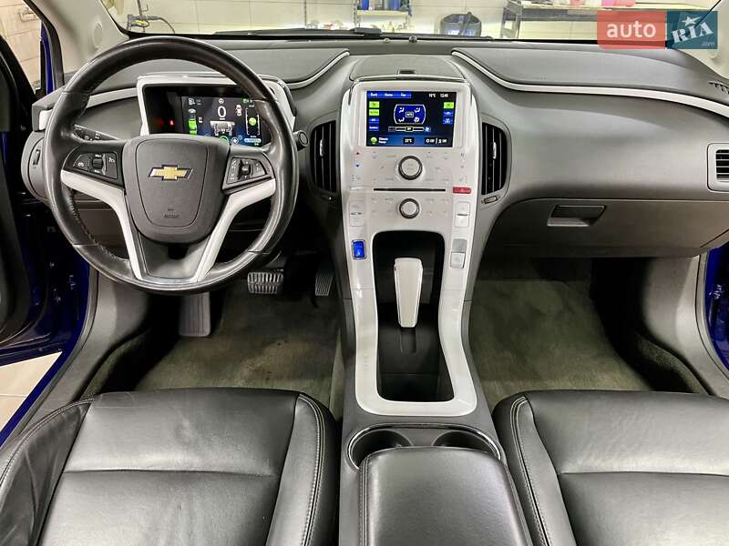 Хэтчбек Chevrolet Volt 2013 в Сумах