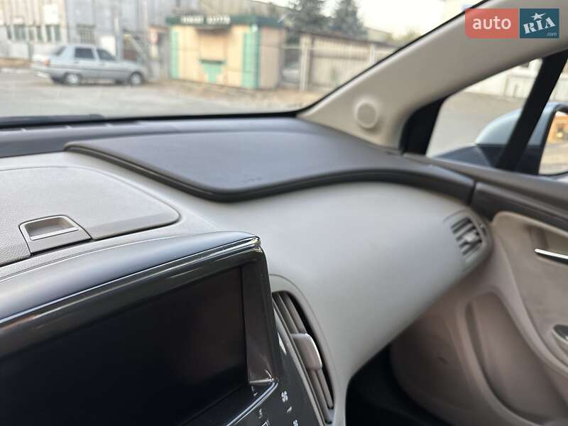 Хэтчбек Chevrolet Volt 2013 в Сумах