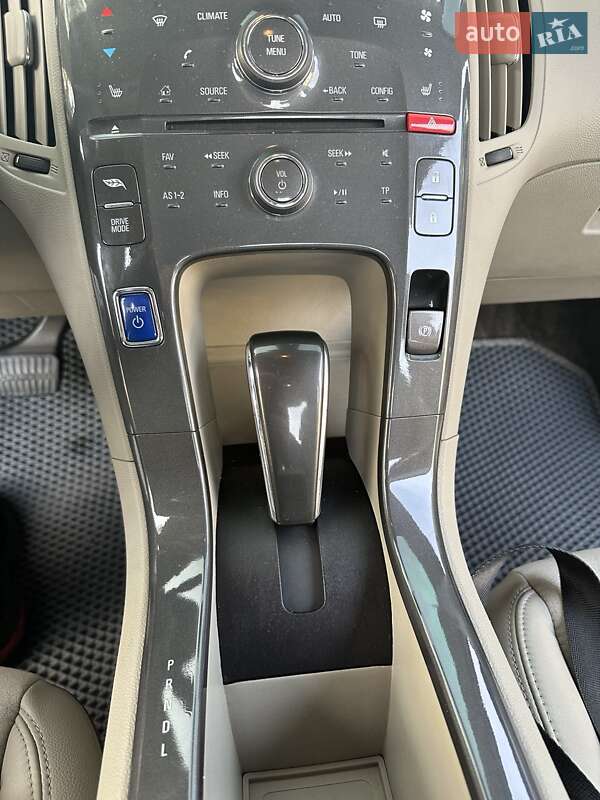 Хэтчбек Chevrolet Volt 2013 в Сумах