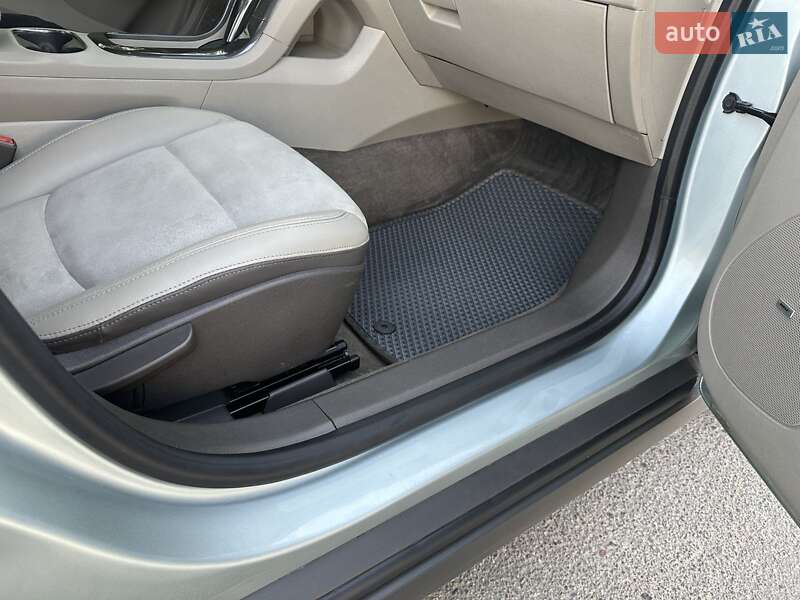 Хэтчбек Chevrolet Volt 2013 в Сумах