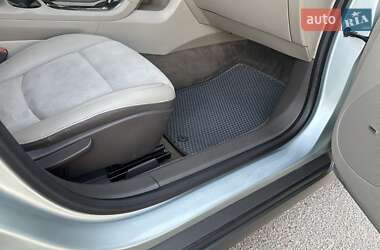Хэтчбек Chevrolet Volt 2013 в 
