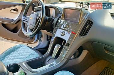 Хэтчбек Chevrolet Volt 2013 в 