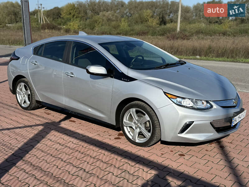 Хэтчбек Chevrolet Volt 2016 в Ровно фото 11 Хэтчбек Chevrolet Volt 2016 в Ровно