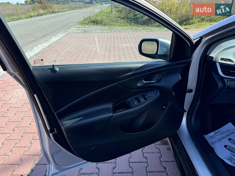 Хэтчбек Chevrolet Volt 2016 в Ровно фото 16 Хэтчбек Chevrolet Volt 2016 в Ровно