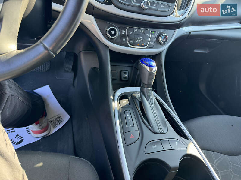 Хэтчбек Chevrolet Volt 2016 в Ровно фото 22 Хэтчбек Chevrolet Volt 2016 в Ровно