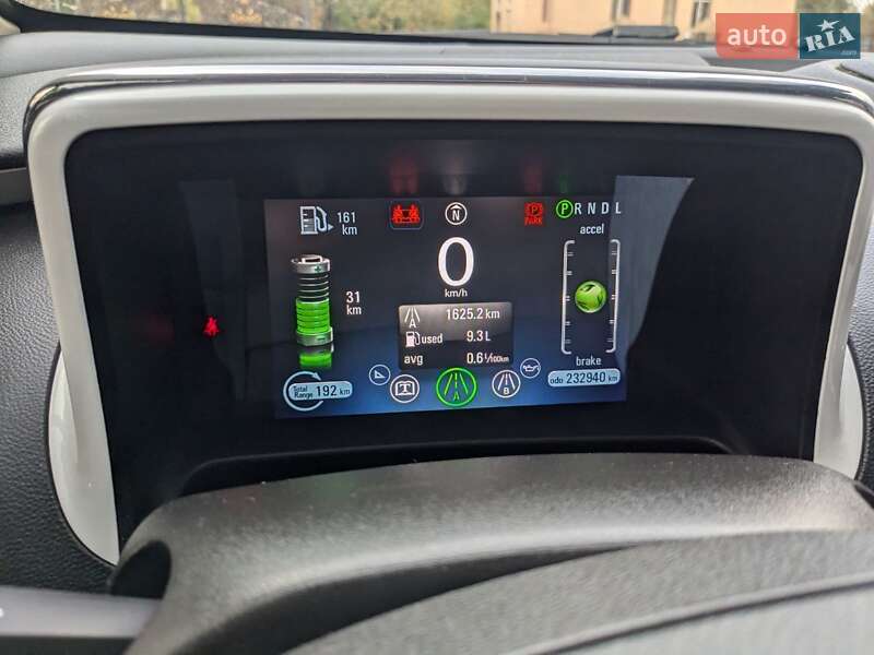 Хэтчбек Chevrolet Volt 2011 в Чернигове