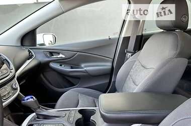 Хэтчбек Chevrolet Volt 2017 в Киеве