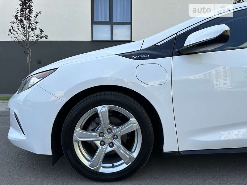 Хэтчбек Chevrolet Volt 2017 в Киеве фото 26 Хэтчбек Chevrolet Volt 2017 в Киеве