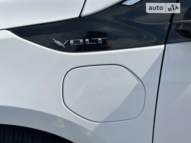 Хэтчбек Chevrolet Volt 2017 в Киеве фото 45 Хэтчбек Chevrolet Volt 2017 в Киеве