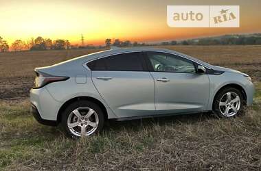 Хэтчбек Chevrolet Volt 2018 в 