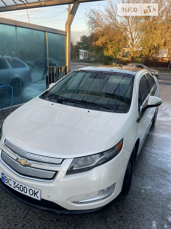 Хетчбек Chevrolet Volt 2011 в Львові