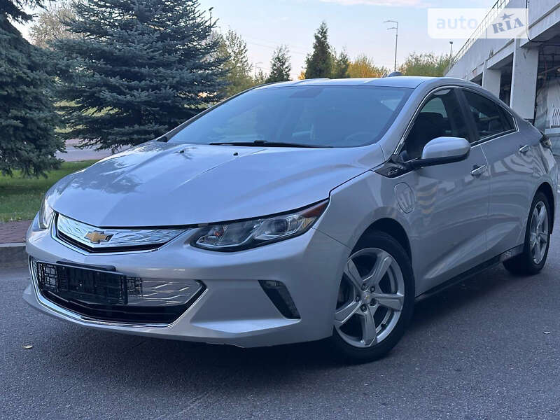 Хетчбек Chevrolet Volt 2016 в Києві