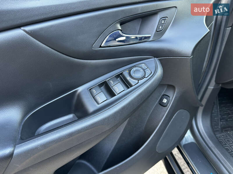 Хэтчбек Chevrolet Volt 2017 в Харькове