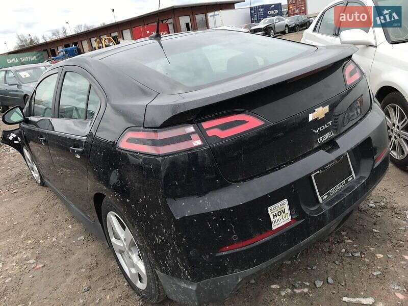 Хэтчбек Chevrolet Volt 2014 в Львове