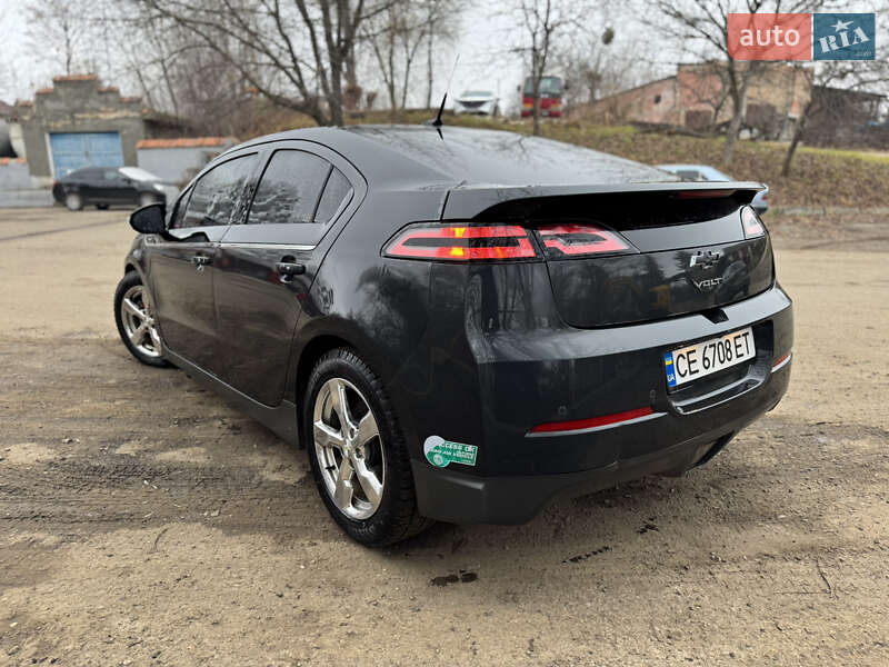 Хэтчбек Chevrolet Volt 2013 в Черновцах