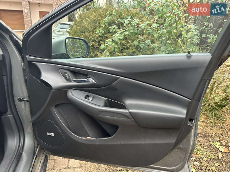 Хэтчбек Chevrolet Volt 2016 в Одессе фото 17 Хэтчбек Chevrolet Volt 2016 в Одессе