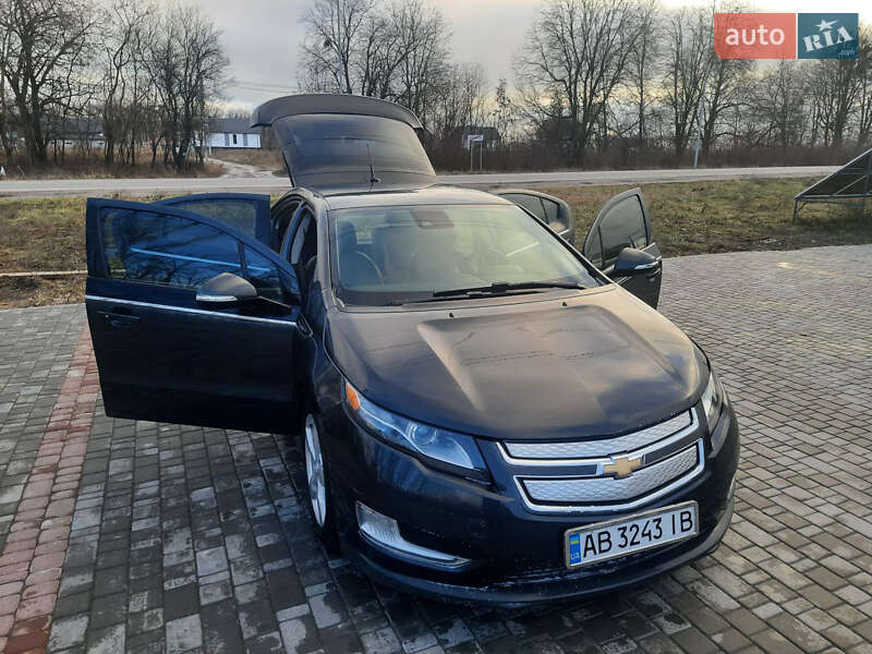 Хэтчбек Chevrolet Volt 2013 в Виннице