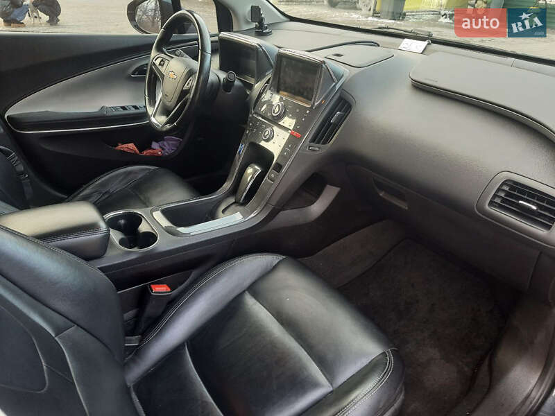 Хэтчбек Chevrolet Volt 2013 в Виннице