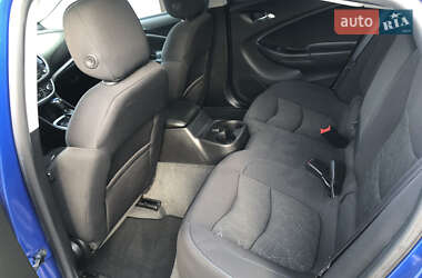 Хэтчбек Chevrolet Volt 2017 в Вышгороде
