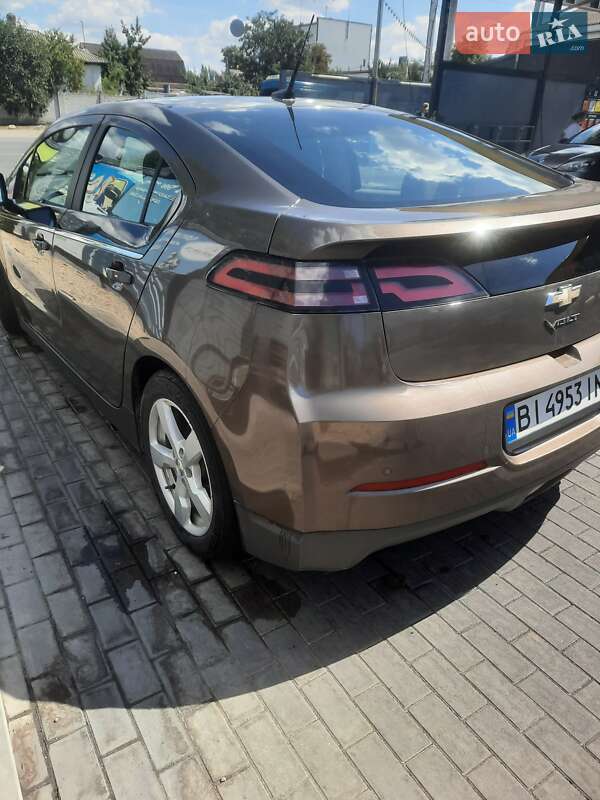 Хэтчбек Chevrolet Volt 2013 в Кременчуге