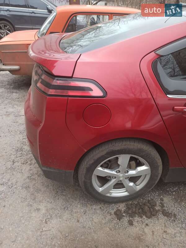 Хэтчбек Chevrolet Volt 2012 в Славянске