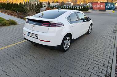 Хэтчбек Chevrolet Volt 2015 в 