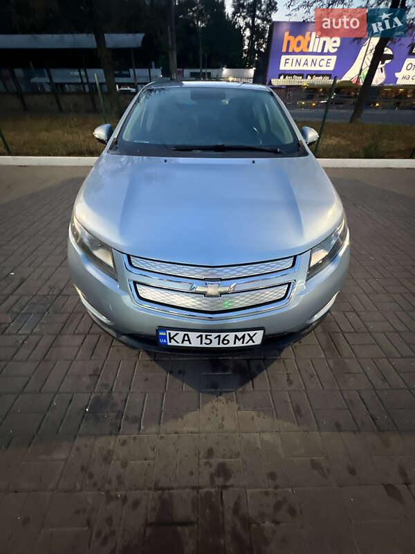 Хетчбек Chevrolet Volt 2014 в Києві