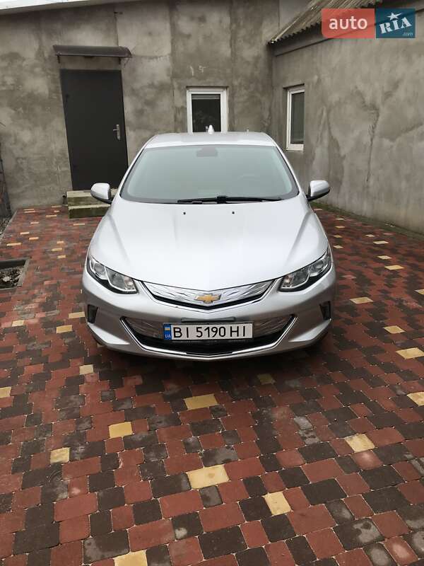 Хетчбек Chevrolet Volt 2017 в 