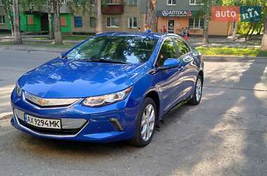 Хэтчбек Chevrolet Volt 2015 в 