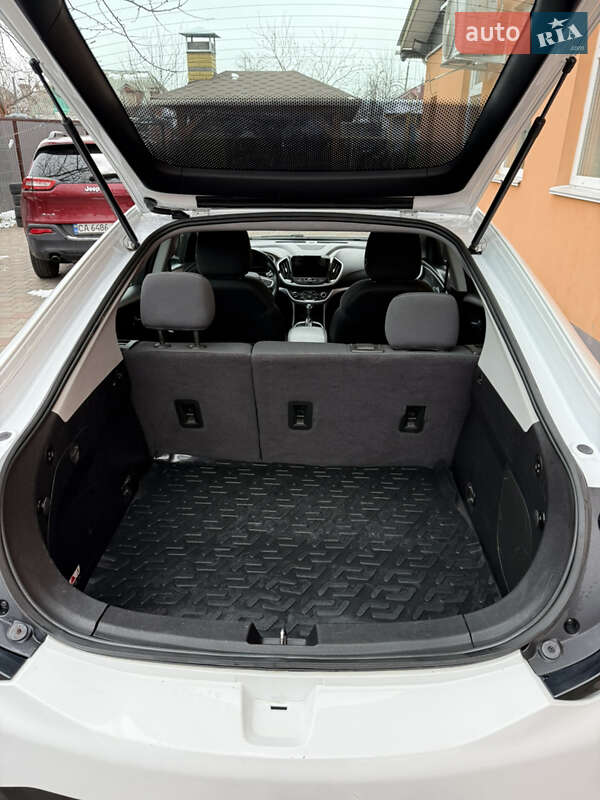 Хетчбек Chevrolet Volt 2016 в Черкасах
