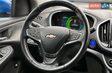 Хэтчбек Chevrolet Volt 2016 в 