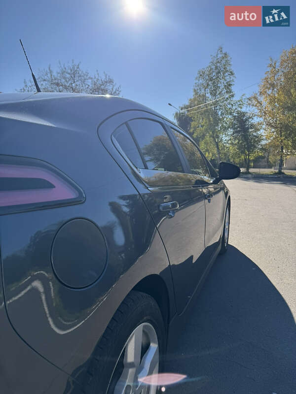 Хэтчбек Chevrolet Volt 2013 в Долине