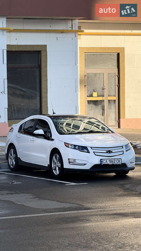 Хетчбек Chevrolet Volt 2013 в Умані