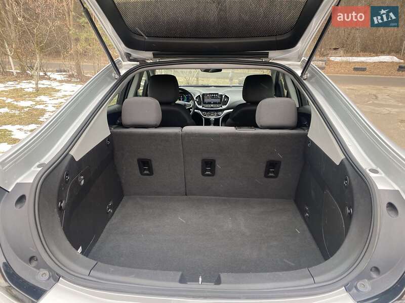 Хэтчбек Chevrolet Volt 2018 в Киеве фото 56 Хэтчбек Chevrolet Volt 2018 в Киеве
