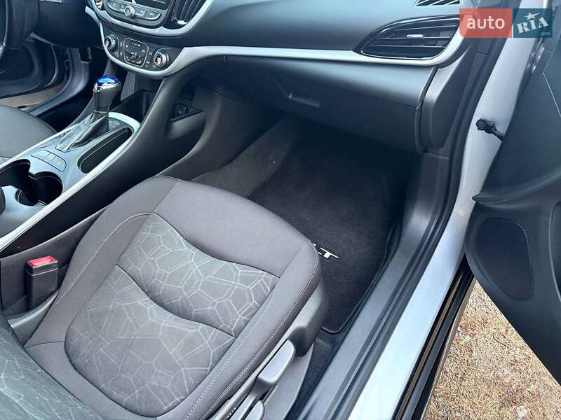 Хэтчбек Chevrolet Volt 2018 в Киеве фото 45 Хэтчбек Chevrolet Volt 2018 в Киеве