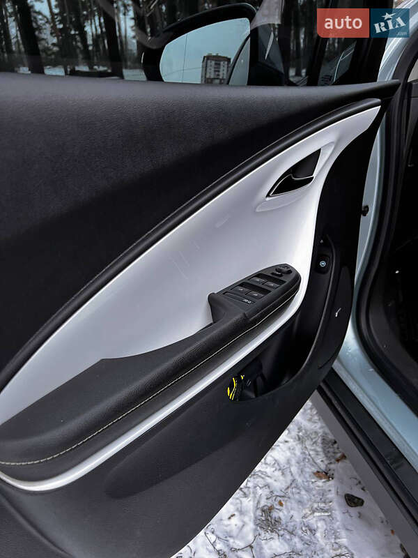 Хэтчбек Chevrolet Volt 2011 в Харькове фото 16 Хэтчбек Chevrolet Volt 2011 в Харькове