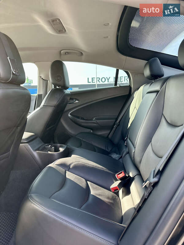 Хетчбек Chevrolet Volt 2018 в Львові