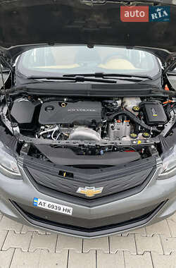 Хэтчбек Chevrolet Volt 2016 в 