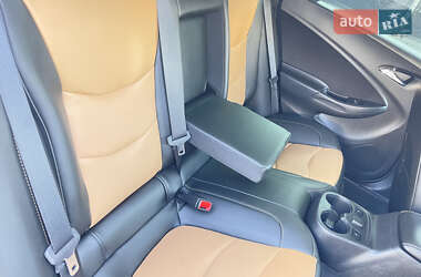 Хэтчбек Chevrolet Volt 2017 в 