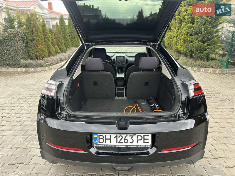 Хэтчбек Chevrolet Volt 2015 в Одессе