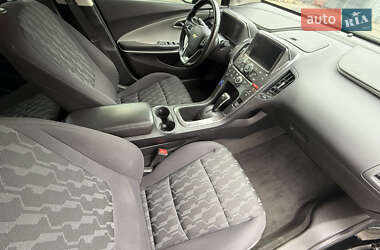 Хэтчбек Chevrolet Volt 2015 в 