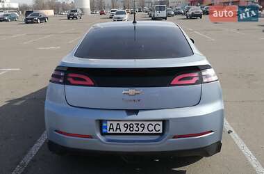 Хэтчбек Chevrolet Volt 2014 в 