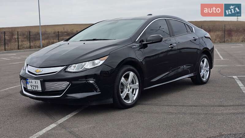 Хетчбек Chevrolet Volt 2017 в 