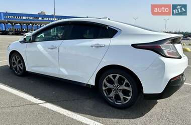 Хэтчбек Chevrolet Volt 2018 в 