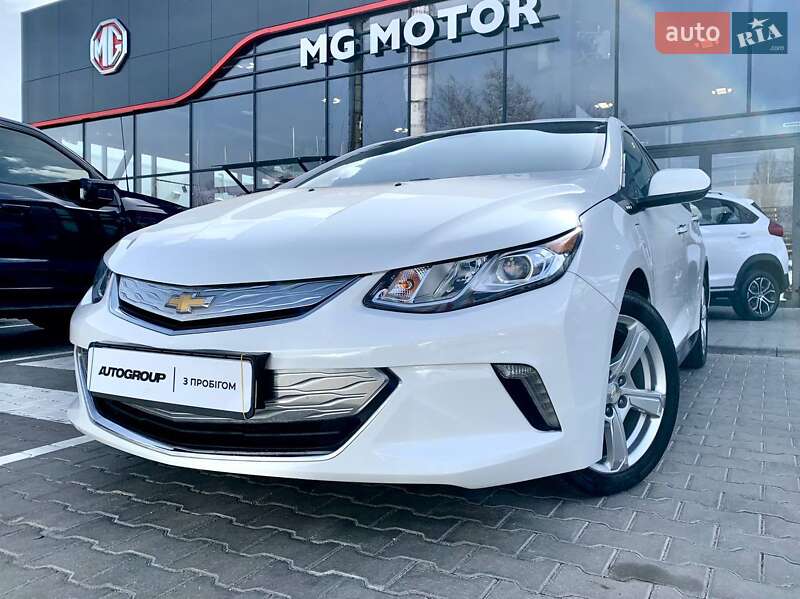 Хетчбек Chevrolet Volt 2016 в 