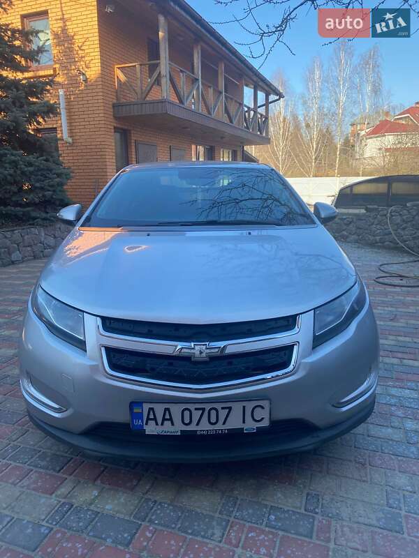 Хетчбек Chevrolet Volt 2013 в Києві