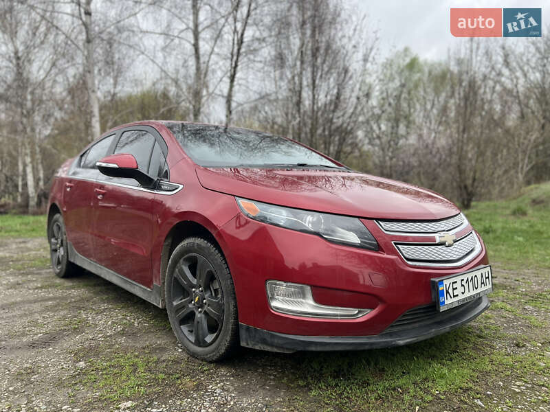 Хэтчбек Chevrolet Volt 2014 в 