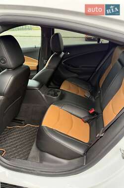 Хэтчбек Chevrolet Volt 2016 в 