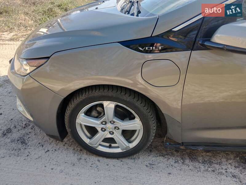 Хетчбек Chevrolet Volt 2017 в Києві